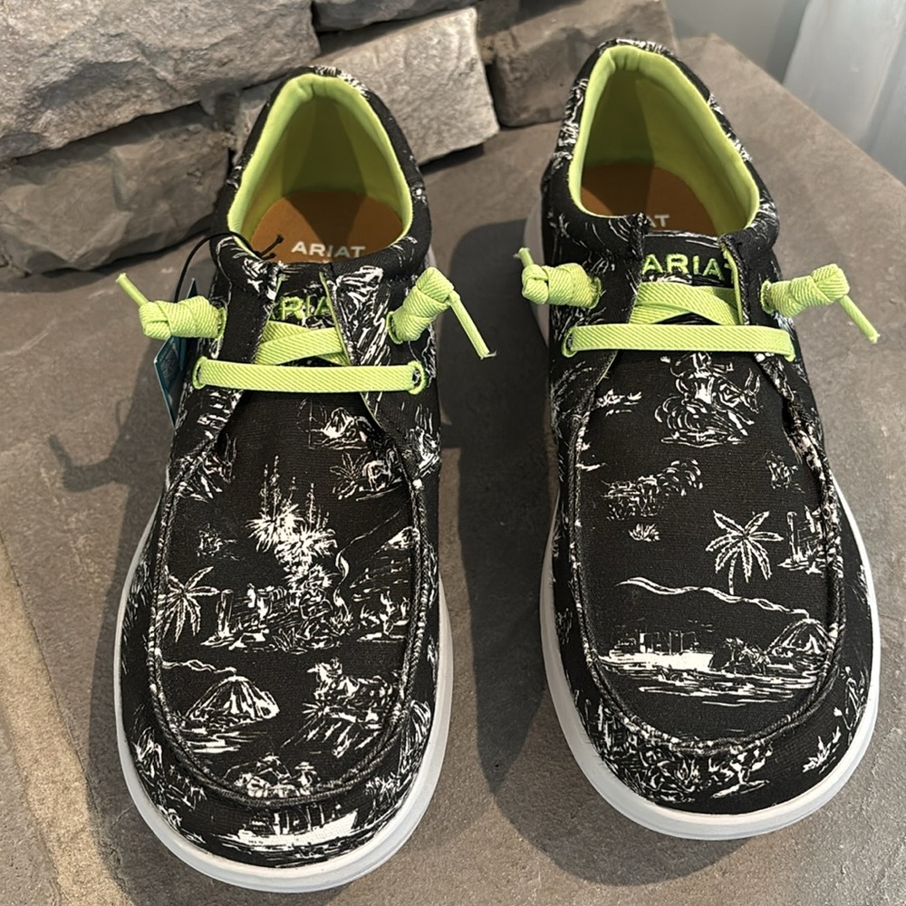 Ariat Hilo Western Aloha-Black Aloha
Tolle,Foam sole,lightweight/flexible - Picture 2 of 11